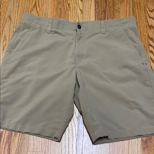Under Armour Golf shorts